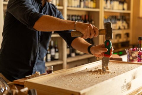 Torrone battuto artigianale preparato all’Osteria Favorita per il nuovo menù invernale